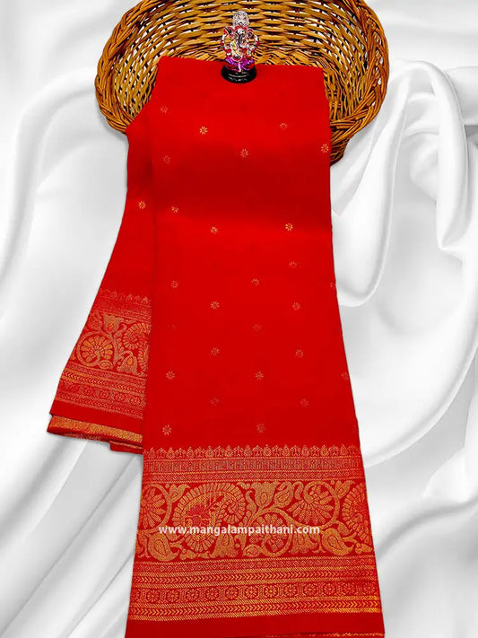 red kanjivaram saree