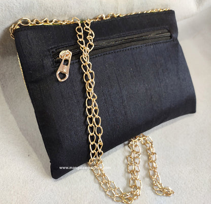 clutch purse