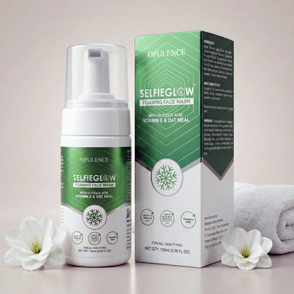 Selfieglow Foaming Face Wash with vitamin e face wash