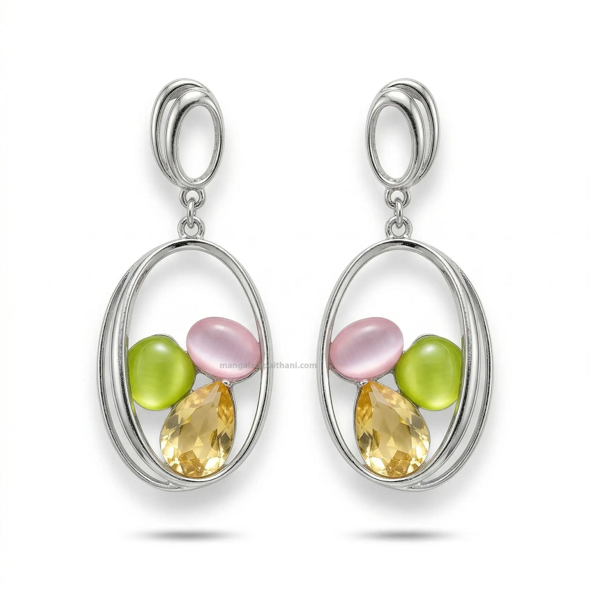 Elegant silver dangling earrings