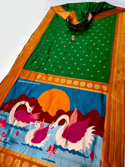 Saree with swan design