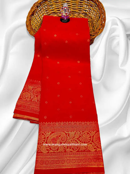 red kanjivaram saree